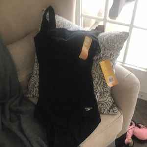 Speedo Women’s Lined Removable Cups